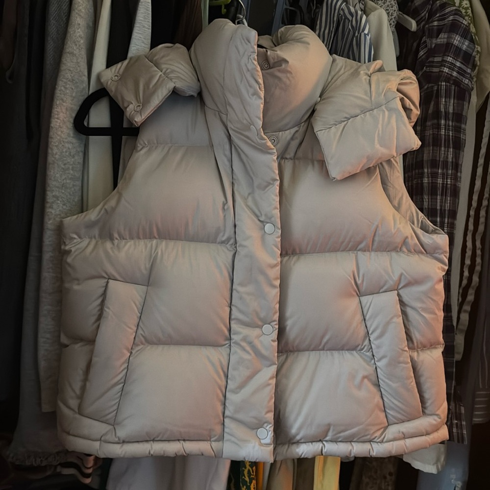 Lululemon Wunder Puff Cropped Vest